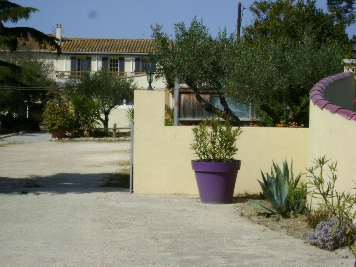 Le H De Sernhac Exterior photo